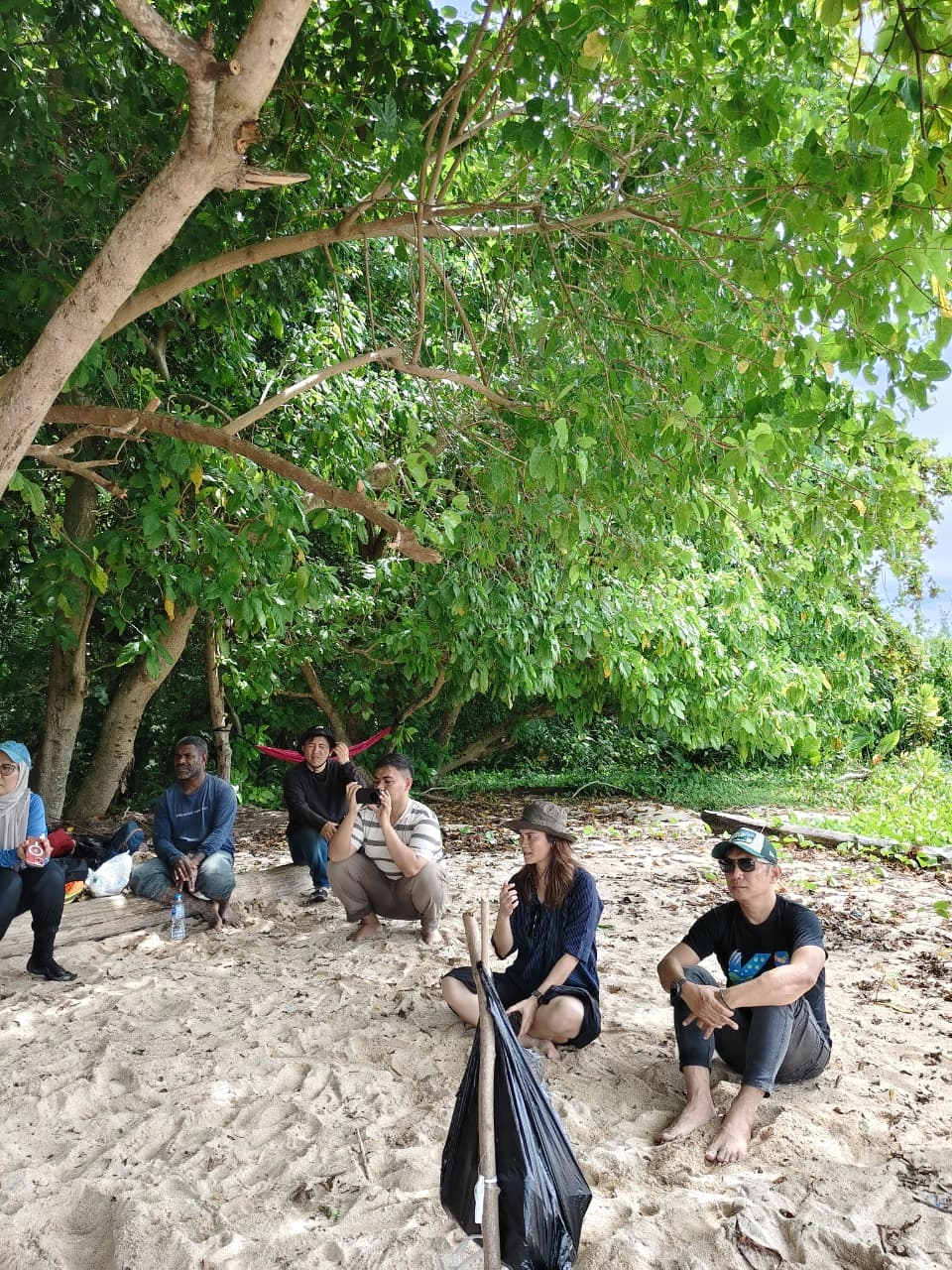 Gambar Besar
