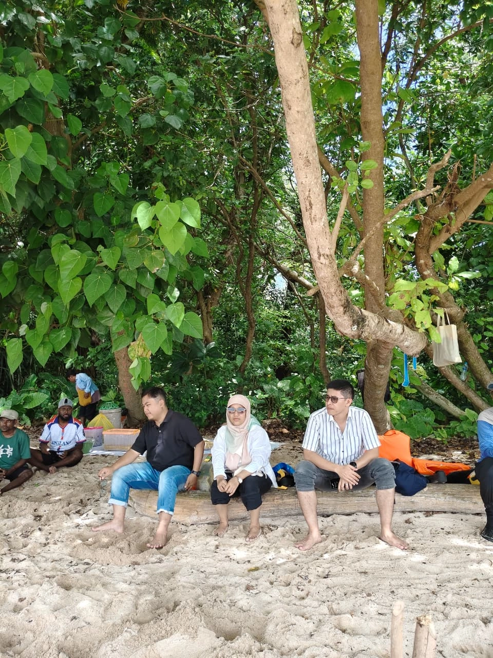 Gambar Besar