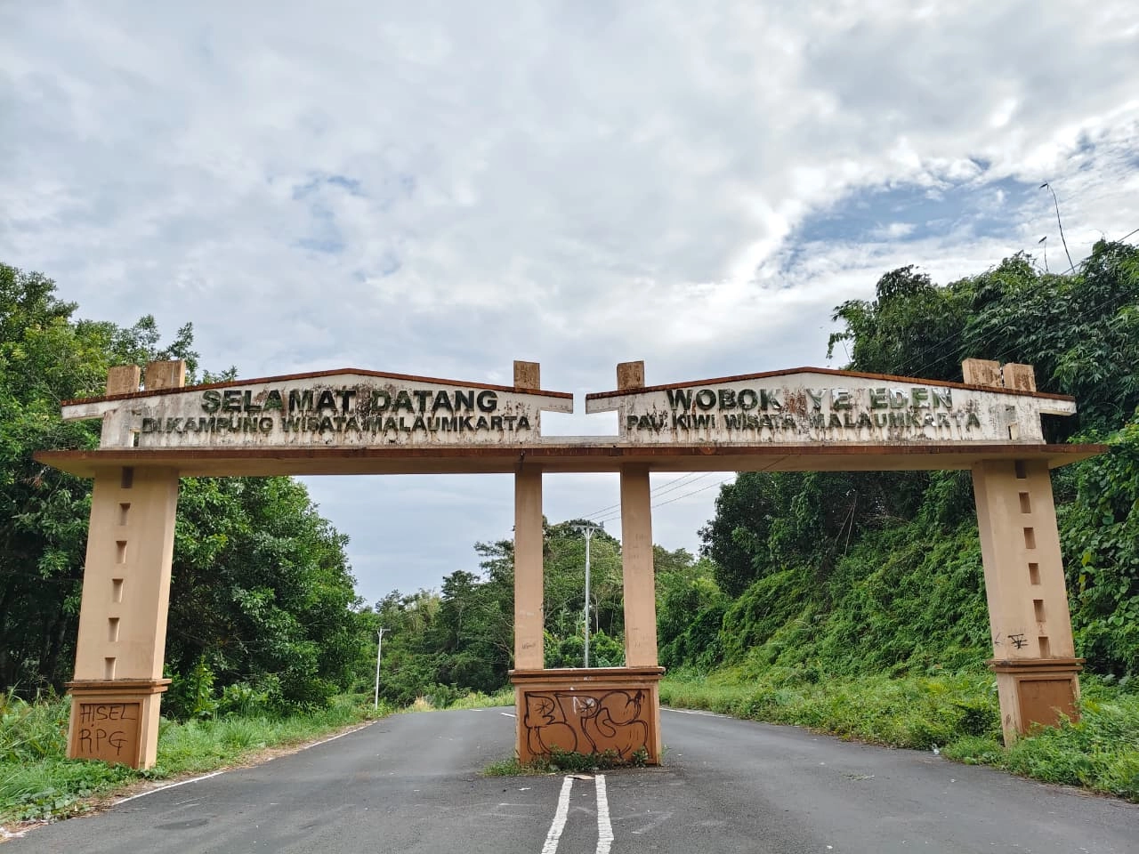 Gambar Besar